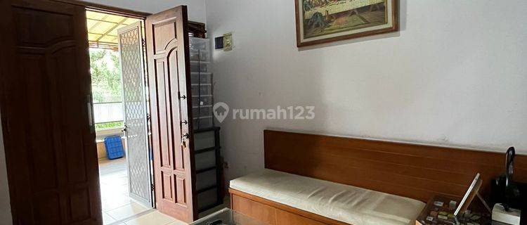 Rumah disewakan furnished Taman Kopo Indah  1