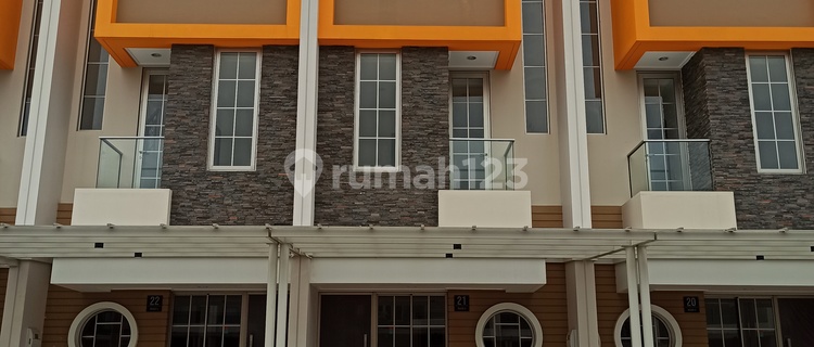 FOR SALE HOUSE PIK 2 4.5X10 PANTAI INDAH KAPUK 1