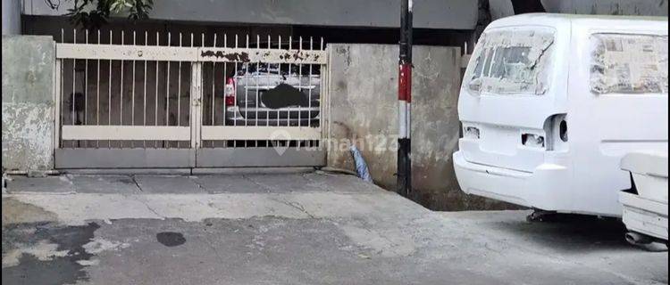 Rumah Bu Hitung Tanah Saja di Jalan Raya Jalur 4 Mobil 1