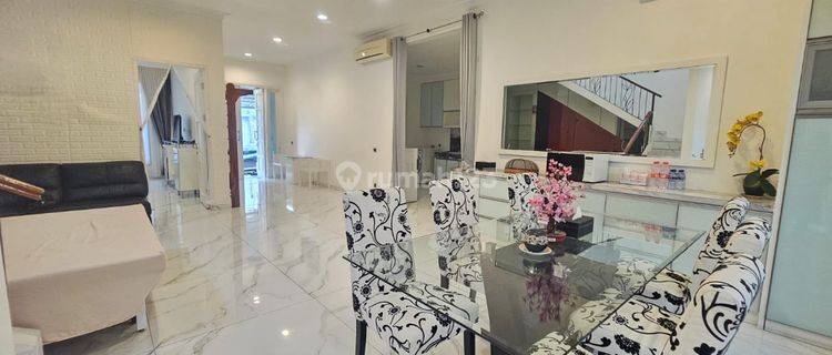 RUMAH DIJUAL DI GADING SERPONG PONDOK HIJAU GOLF 1