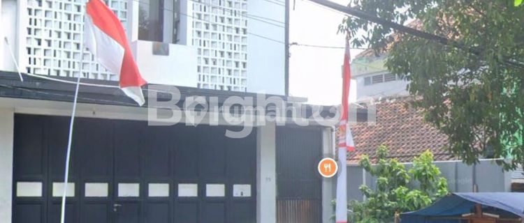 FOR RENT 3-STORY SHOPHOUSE ON MAGELANG ROAD, SPECIAL REGION OF YOGYAKARTA 1