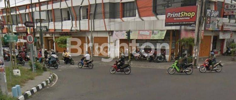 Komplek Ruko 2 Lantai Perempatan Tamsis di Jl. Lowanu Brontokusuman, Yogyakarta 1