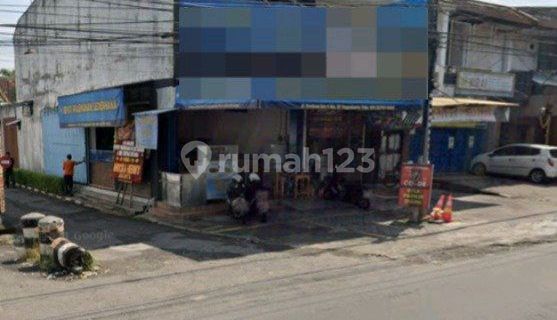 For Rent 2-Story Strategic Shop House Located in Ngestiharjo Kasihan Bantul Yogyakarta 1