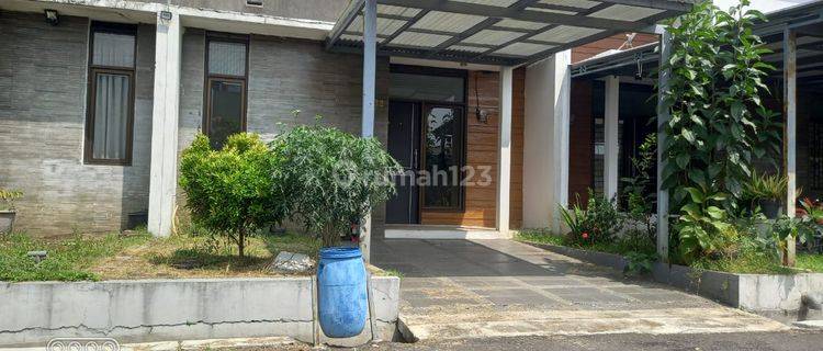 Rumah bagus dekat borma Ciwastra Bandung  1