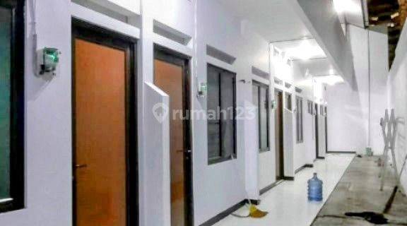 Kost Karyawati 2 Lantai 15 Kamar Semua Kamar Terisi Penuh Bersih, Aman & Nyaman Jalan Pancoran Jakarta Selatan 1