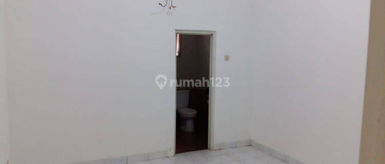 Ruko di Pelangi palem Jakarta 3 lantai  1