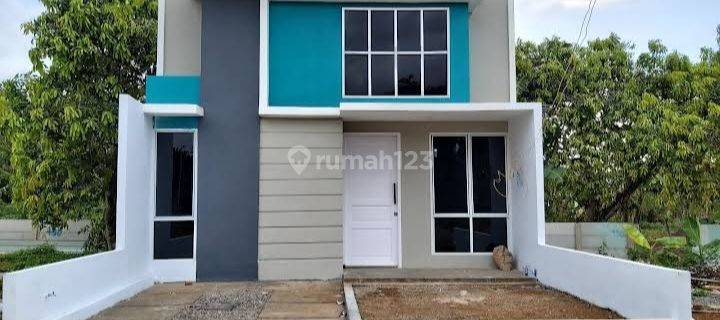 Dijual. Rumah siap huni satu lantai. 300 meter dri jln. Poros perintis 17. 1