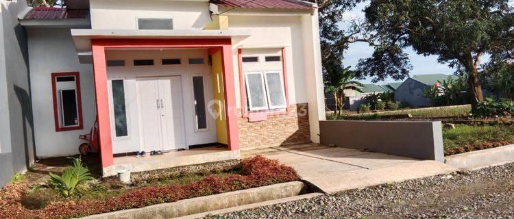 Dijual. Rumah dekat jln. Poros utama  belakang Polda dalam Kota Makassar SHM 1