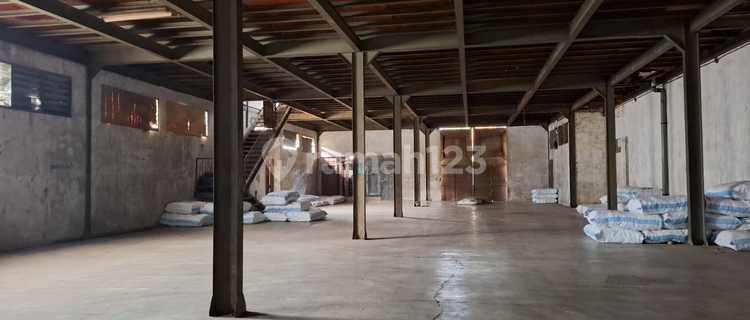 Ready-to-Use Warehouse Abdulrahman Saleh Downtown Semarang Near Toll Road 1