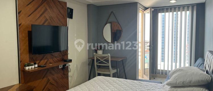 Fully Furnished Apartment with Electronics, Louis Kiene, Pandanaran, Semarang 1
