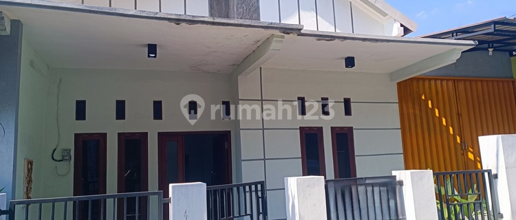 Rumah Kinclong Siap Huni Sri Rejeki Manyaran Semarang Barat 1