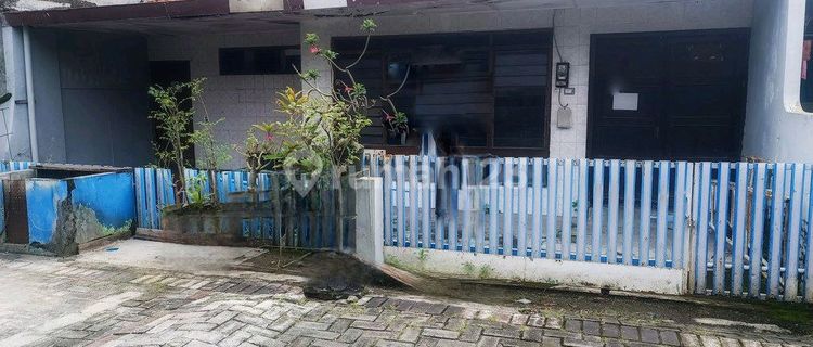 Rumah Lama Lokasi Strategis Srikuncoro Kalibanteng Semarang Barat 1