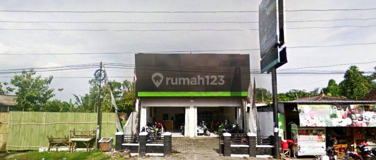 Ruang Usaha Cocok Untuk Showroom Lokasi Strategis Jalan Bantul Yogyakarta 1