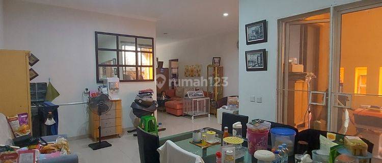 Rumah 2 Lt fully renov di Mahoni Suvarna Sutera Tangerang 1K90001M 1