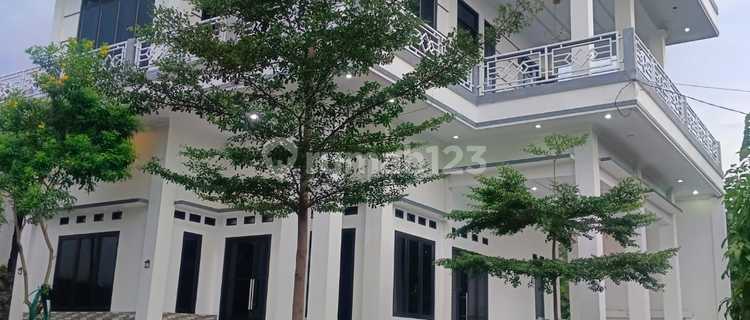 Dijual cepat Rumah 2 lantai di Jaya Sampurna Serang Baru Bekasi  1