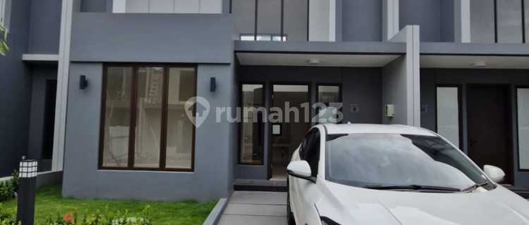 For quick sale: House in Gardenia Paramount Petals Cluster, Gading Serpong 1