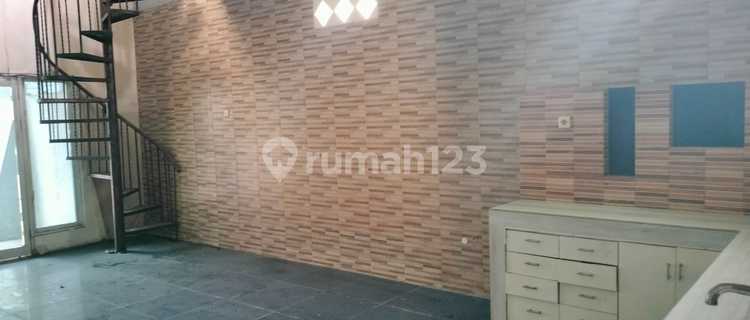 For Sale Modern Land Premier Park House, Tangerang 1