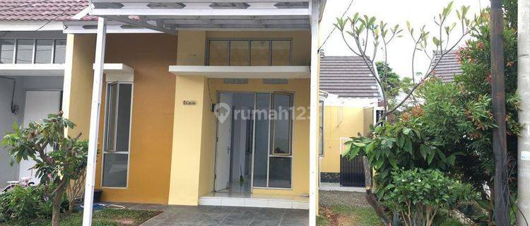 Rumah disewakan cluster new London mutiara gading city Bekasi  1