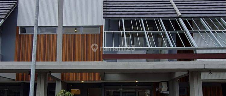 Rumah 2 Lantai Baru di Asera Nishi harapan indah Bekasi  1