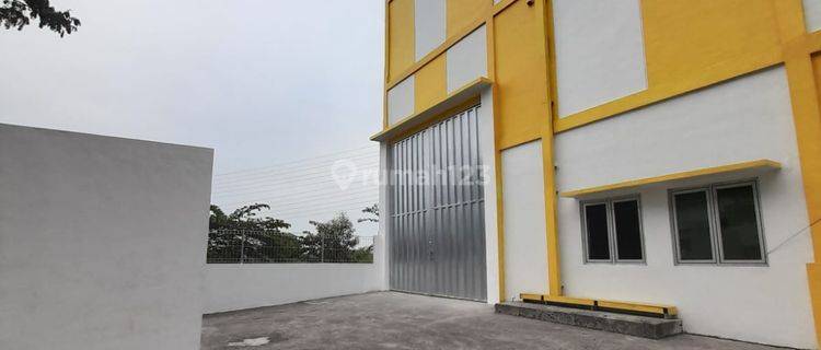 Gudang 1049 m Bagus di delta slicon Cikarang Bekasi  1