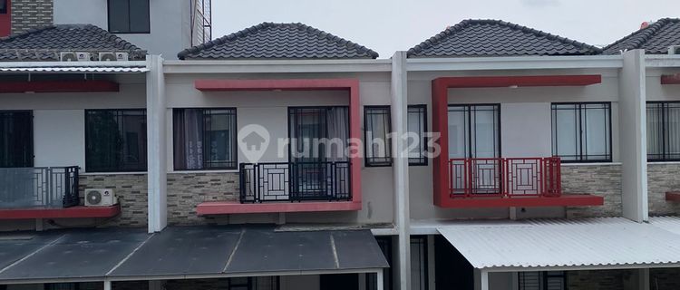 Disewaaman Rumah Ready Murahh di Green Lake City 1