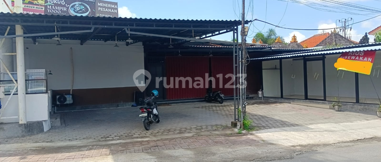 Strategic Northwest-Facing Shop House with Spacious Parking – Suitable for Business 1