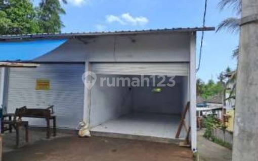Two-Story Shop House Suitable for Business in Antosari, Tabanan 1