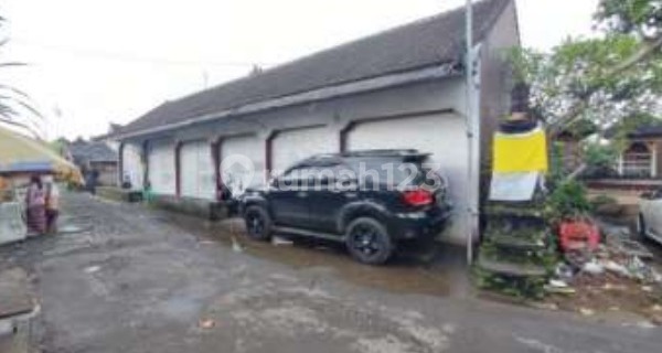 Ready-to-Use Shop in a Busy Area Near Tabanan Residential Area 1