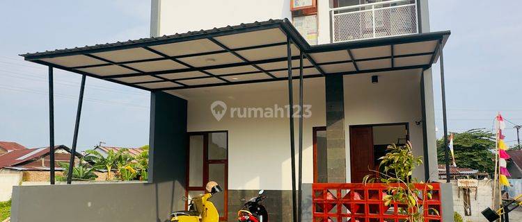 Rumah 2 Lantai Siap Huni di Kota Makassar  1