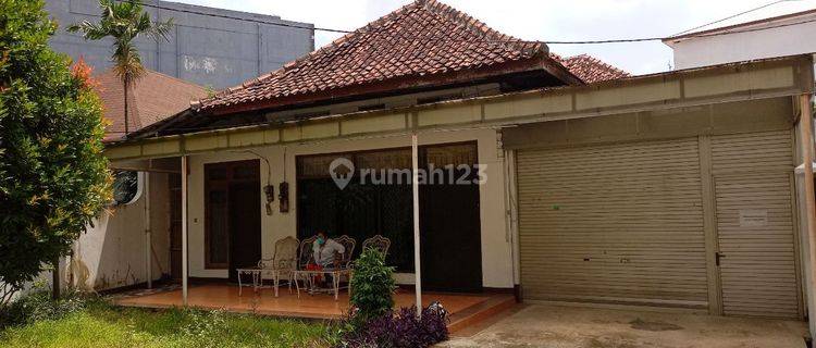 Di Jual Rumah SHM di Menteng, Jakarta Pusat 1