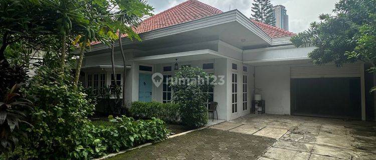 Disewakan Rumah Siap Huni di Menteng Jakarta Pusat 1