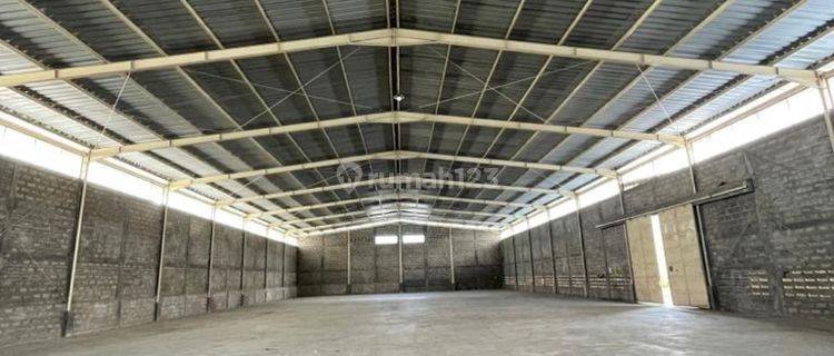 Disewakan Gudang di Jalan Kopo Ketapang L.Bg 1296m2 SHM dan Bagus 1