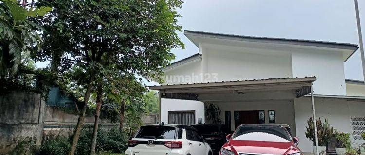 Rumah dengan kolam renang dan view gunung salak DI Cluster BGH Sentul City 1