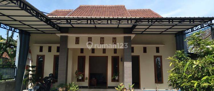 Dijual Rumah Baru Siap Huni,500m Lapangan Jiwan Pujasera Jiwan  1