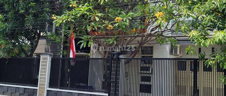 Jual Rumah Siap Huni, Strategis, Depan Jalan Raya 1