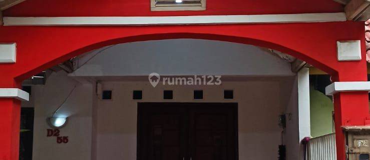 Rumah 2 lantai di sewakan  Kemang Pratama, dekat Galaxy. Bekasi  1