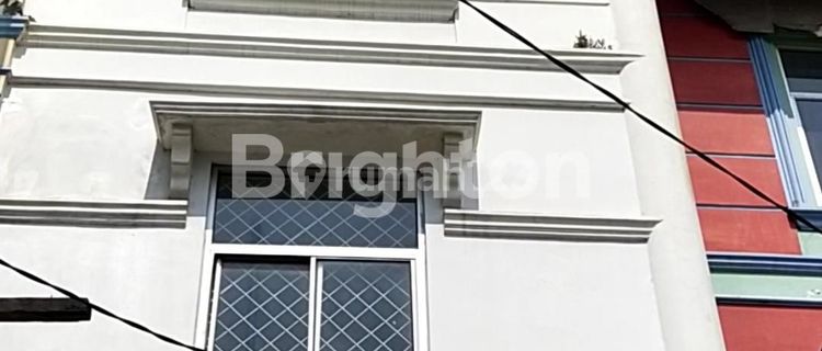 STRATEGIC 3 ½ STORY RUKO PROKLAMASI 1