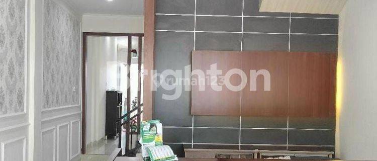 RUKO 2 LANTAI SANGAT COCOK UNTUK KANTOR DI ROYAL PARK RESIDENCE, PADURENAN, BEKASI, JAWA BARAT 1