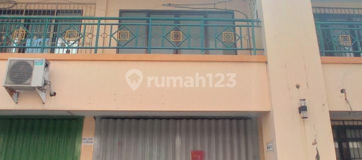 For Rent: Plaza Segi 8 Sukomanunggal Shop House 1