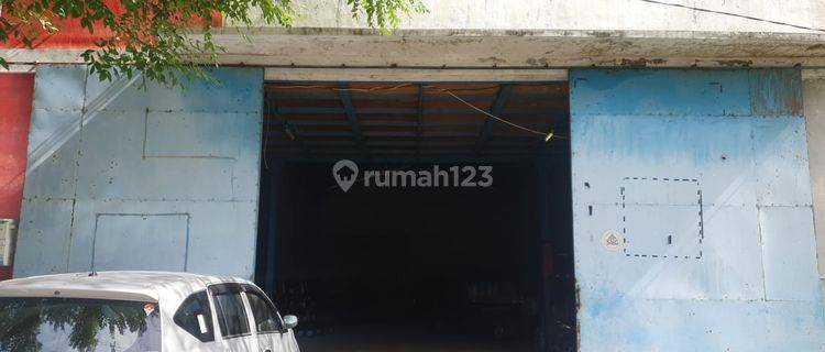 DISEWAKAN GUDANG SAFE AND LOCK LINGKAR TIMUR 1