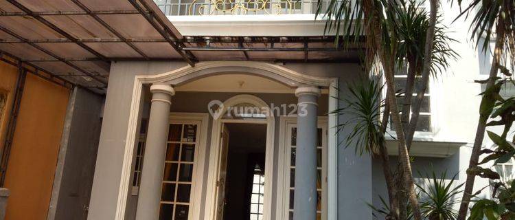Rumah sewa bagus dan rapi 1