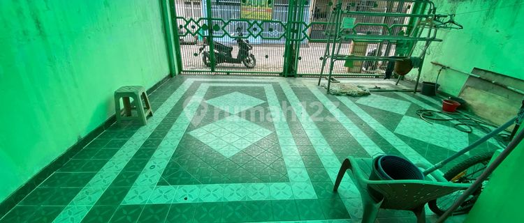 Jual Rumah di Taman Palem Lestari Jakarta Barat 1