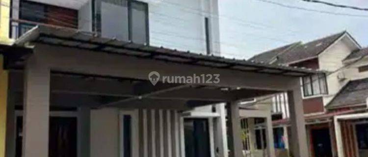 Rumah 2 Lantai Hook Bagus di Pondok Benda Pamulang  1