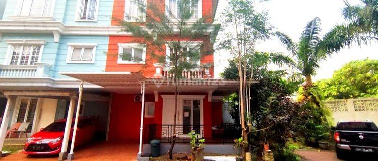 Rumah 3 Lantai Bagus Furnished di Cluster Omaha Village, Tangerang 1