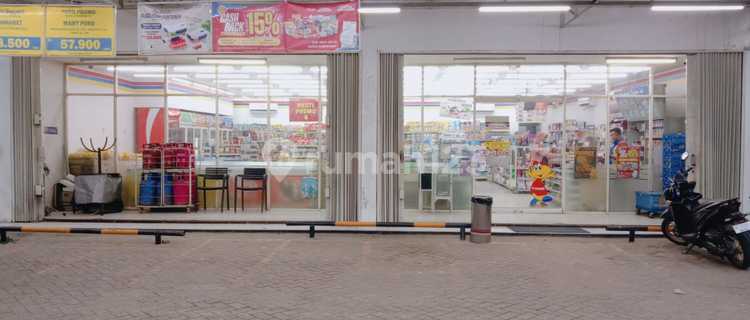 For Sale: Productive Property, Active Shop House + Minimarket. "Is Your Savings Eroded by Inflation? This Property Offers a 12–18% Annual Return + Rp37 Million Monthly Profit!"