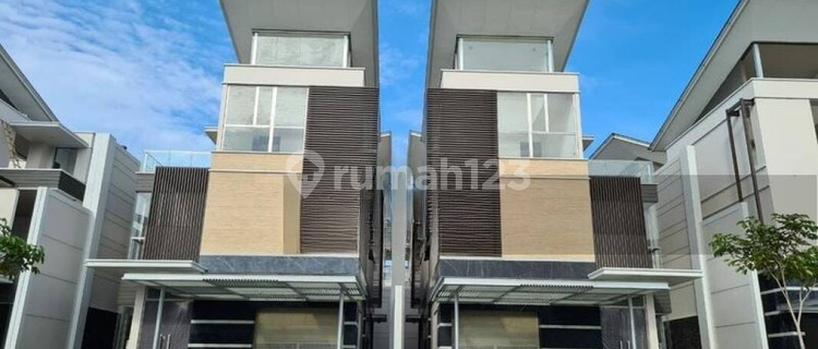 For Sale Golf Island PIK House Size 12x30 Clover Type Empty Ready to Occupy 1