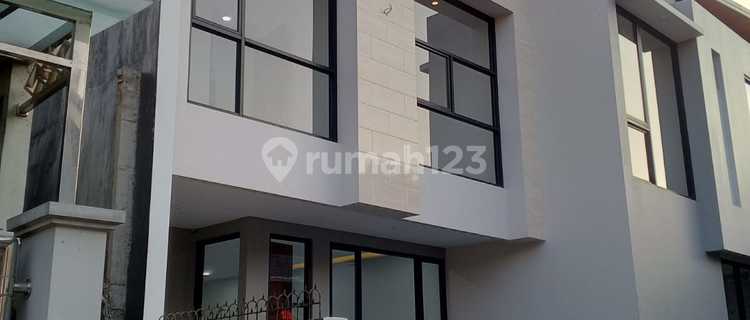 Rumah Baru Minimalis 2 Lantai Sayap Leuwipanjang 1