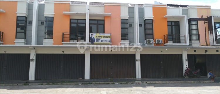Ruko di Taman Kopo Katapang, Bandung Butuh Renovasi 1