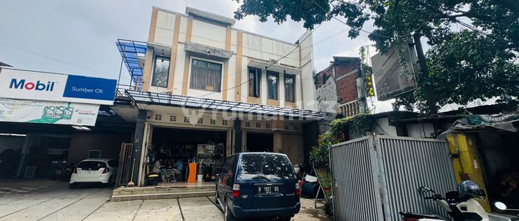 Shop House in the City Center Main Road Lengkong Bandung 1