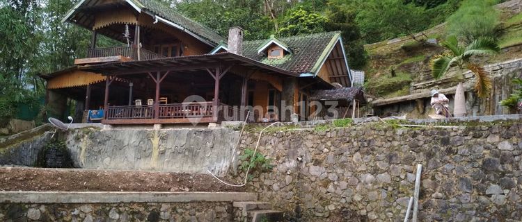 Villa 2 Lantai Bagus di Ciwidey, Bandung 1